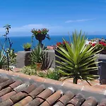 Small 15m For Single Use With Sea View Apartment *