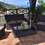Small 15m For Single Use With Sea View