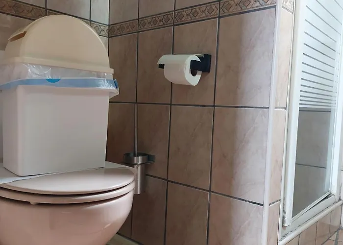 Small 15m For Single Use With Sea View *